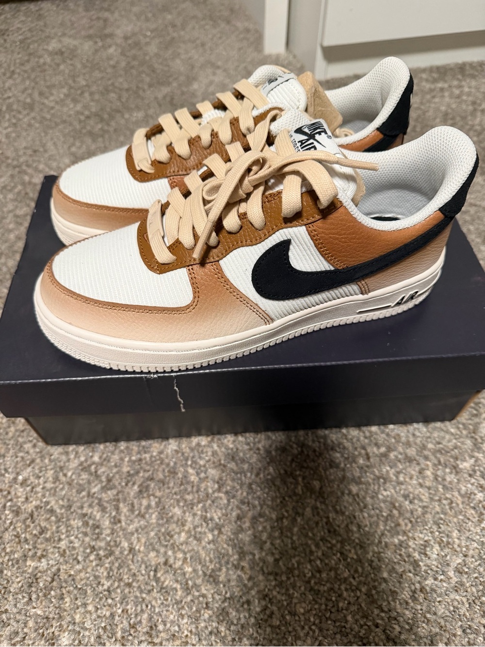 Nike Women’s Air Force 1 Low - sanddrift/sail/black dunks NIB